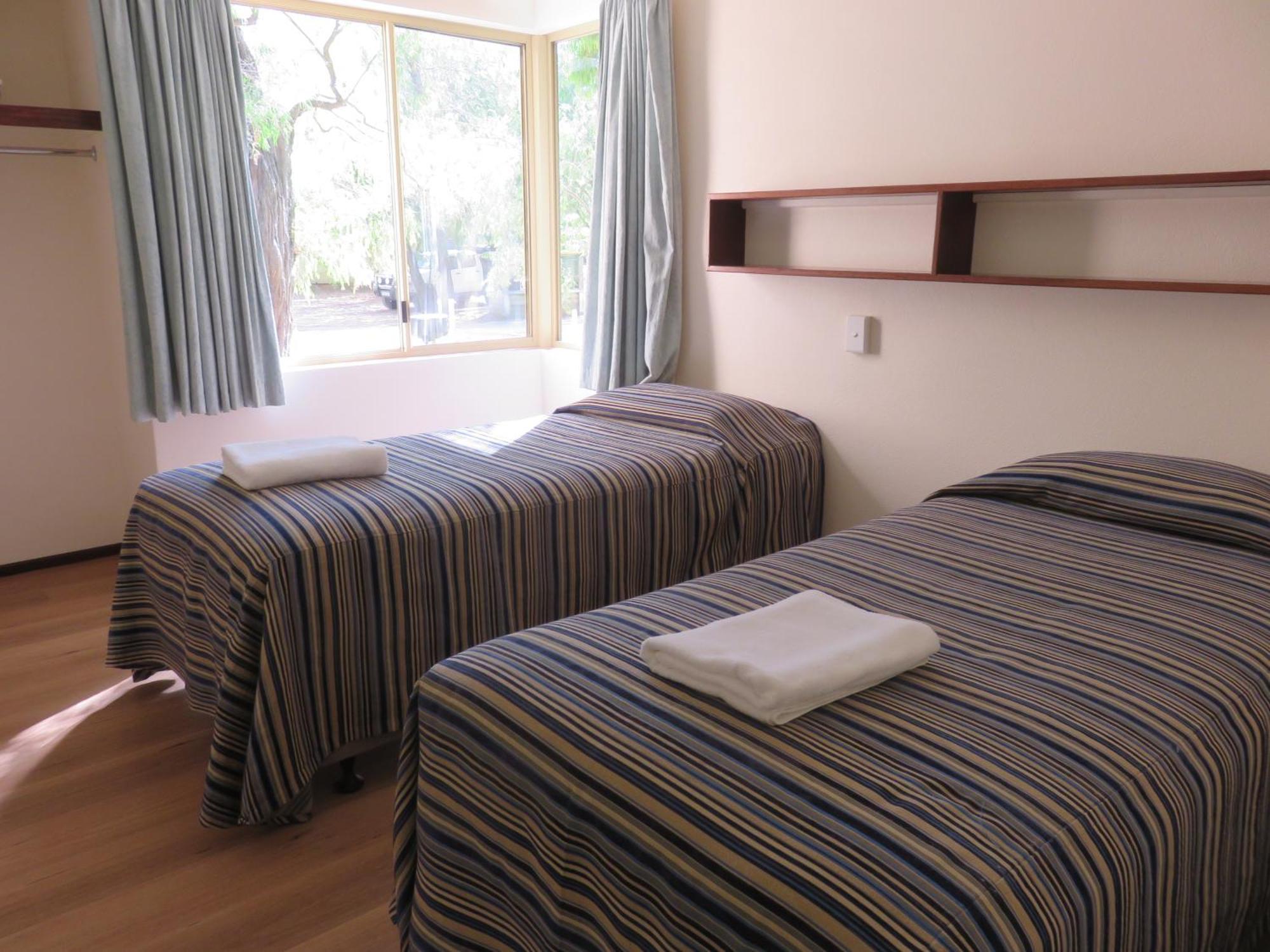 Siesta Park Holiday Resort Absolute Beachfront Resort 부셀톤 외부 사진
